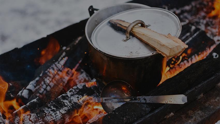 Hetki, jolloin aika pysähtyy. Suomalainen metsä, sen syvä rauha ja hiljaisuus.