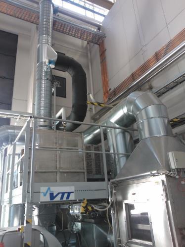 Uudet aurinkolämmön käyttökohteet Biokuivuri VTT:n kuivauslaitteistolla voidaan kuivata n. 1-2 m 3 haketta kerrallaan.