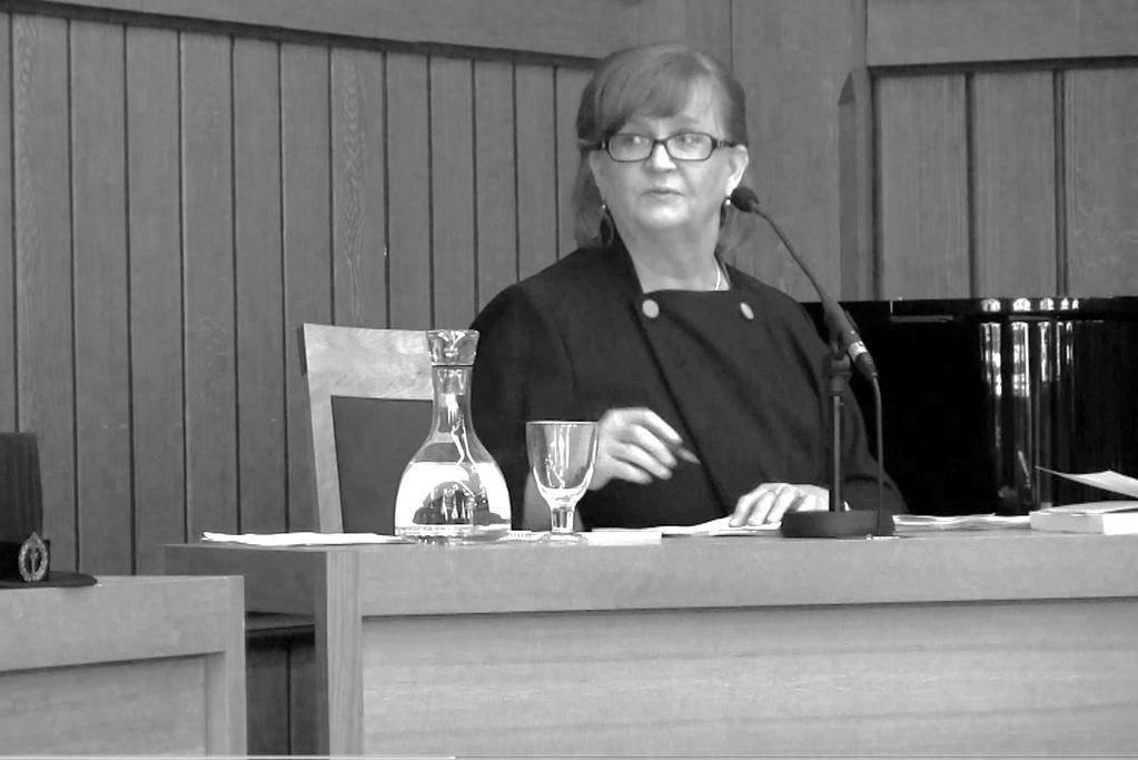 Maisteri Anita Saarelaisen väitöstilaisuus Jyväskylän yliopistossa 3.8.