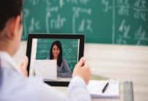 JOHDANTO k o u l u t u s o h j e l m a a n Tämä MOOC -formaatissa toteutettu koulutusohjelma on saanut alkunsa työntekijöiden (nykyisten ja tulevien) ja työnantajien tarpeesta sopeutua digitaaliseen