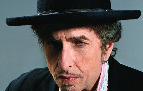 00 Gran Teatro Geox, Padova 86,99 109,99 Bob Dylan je eden najpomembnejših glasbenih ustvarjalcev v zgodovini; mnoge njegove pesmi, kot so Blowin In The Wind, Like A Rolling Stone, Mr.