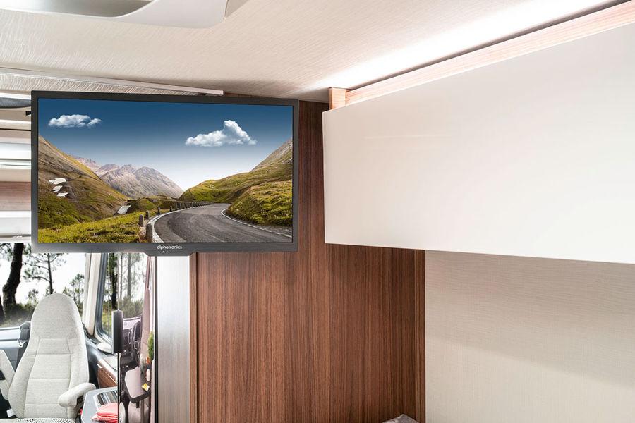 Nukkumistilaan voidaan lisävarusteena tilata toinen LED-TV, johon kuuluu kaiuttimet, DVD-asema ja HYMER