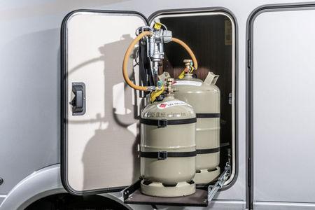 Nahkainen ohjauspyörä Moderni multimediajärjestelmä Hymermobil B-Klasse ModernComfort on lisähintaan saatavissa hienolla nahkaisella ohjauspyörällä