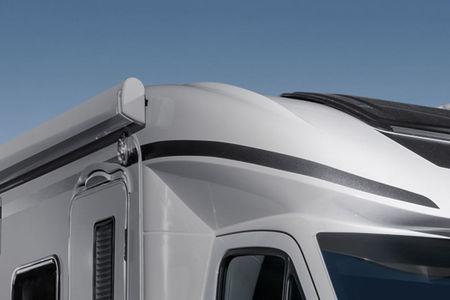HYMER-Smart-Battery-System TV nukkumistilassa Hightech keittiössä HYMER-Smart-Batteryjärjestelmällä lisäät valtavasti autosi