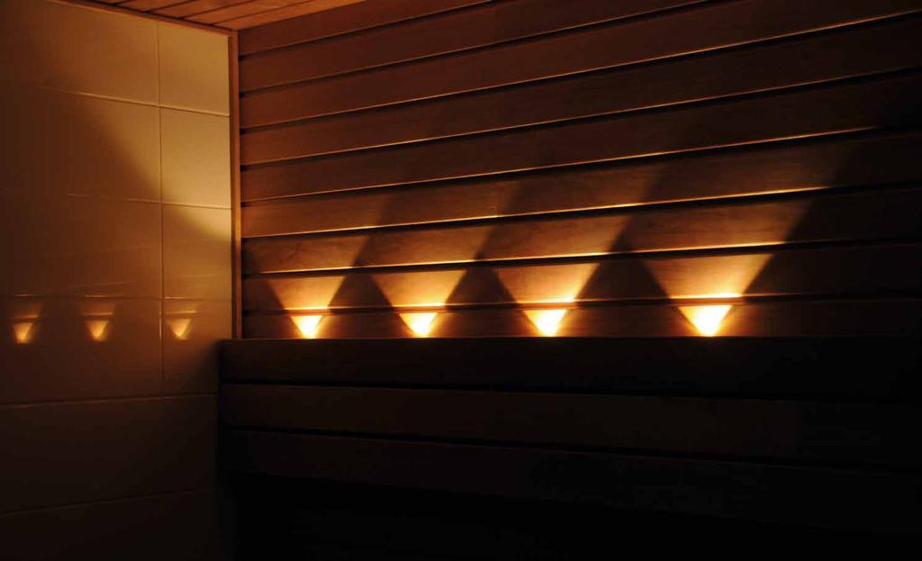 SAUNA LED SET IP44 36 Sauna LED Set on suunniteltu kodin saunan, pesuhuoneen ja talon muiden sisä- ja ulkotilojen yleis- ja korostusvalaistukseen.