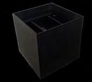(55 lm/w 60 lm/w) pinta- ja snäasennus 150mm x 150mm x 150mm 2,32kg