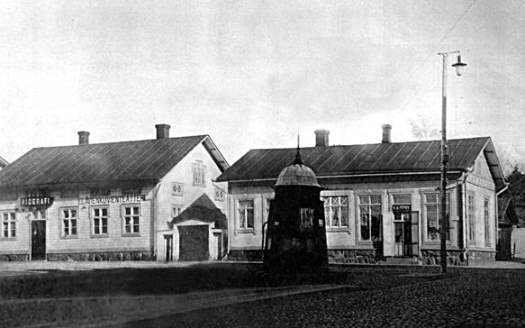 Kuva 2: Valokuva 1930-luvun alkupuolelta, ennen kuvan oikeassa reunassa olevan