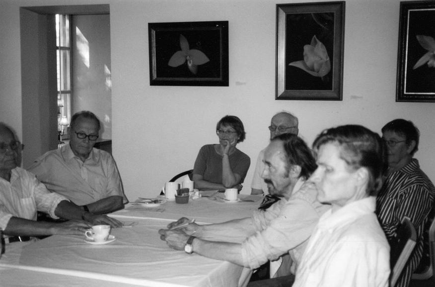 Kesällä tapahtui Nopeaa oppimista Turun Esperantoyhdistys järjesti 29.6.2006 Cafe Art -kahvilassa esperanton näyteoppitunnin cseh-menetelmän mukaan.