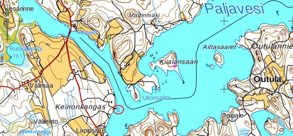 589 E Parkkitila: tilaa muutamalla autolle. Kouluraitilla ei ole talvikunnossapitoa. Polttopuut: puuliiteri. Esteettömyys: ei ole. Laavu: tilaa muutamalle. Wc: on.