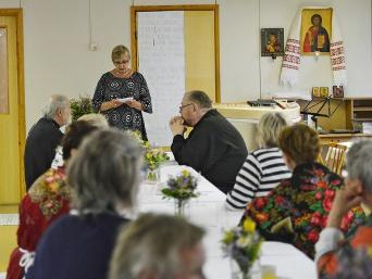 Kolmen tunnin risteilyllä retkeilijöille esiteltiin saarta ja niiden historiaa. Syksyllä palataan taas porukalla laavuretkellä samoihin maisemiin.