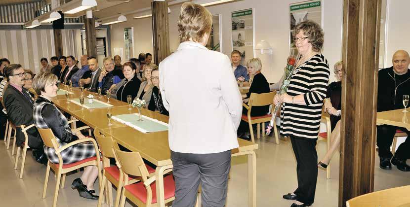 3. Sairauspoissaolot Vuonna 2012 pitkäkestoisten sairauspoissaolojen (11-45 päivää) lukumäärä laski edellisestä vuodesta. Sairaustapauksia oli kertomusvuonna 169 (185).