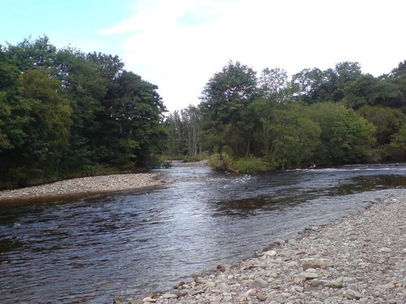North Esk-joki sijaitsee Skotlannin itäosassa ja laskee mereen Montrosen pohjoispuolella, noin 55 kilometriä Aberdeenistä etelään.