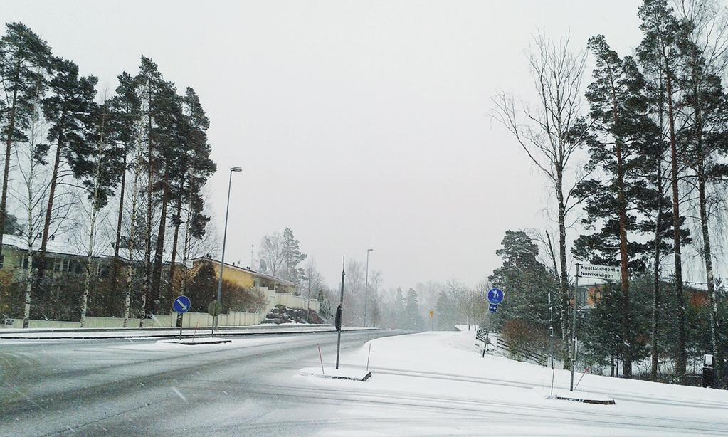 Monilajinen, oppiva kaupunki 2002). Maankäytön suunnittelun konteksti, lainsäädäntö ja kieli suorastaan vaativat laki- ja luontotietoargumenttien käyttämistä.