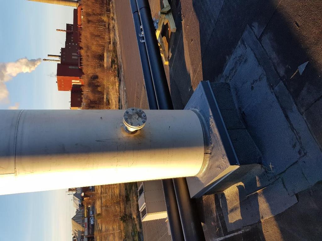 25 tikkaita pitkin. Kohteeseen on myös huolehdittava sähköt, ja tarvittaessa myös paineilma ja vesi.