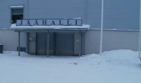 invapysäköintipaikkoja.