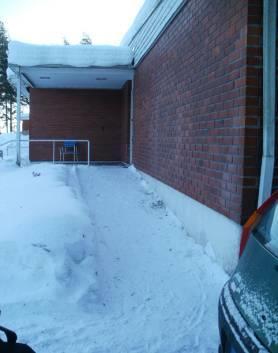 Luiska saa olla kaltevuudeltaan enintään 8 % ja pituudeltaan yhtäjaksoisena enintään 6000mm. Ilman välitasanteita jatkuva luiska saa olla enintään 5 % kalteva.