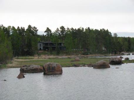 Uimaranta Mäkimajan länsipuolella Salminiemenkärjen pohjoispuolella sijaitsee