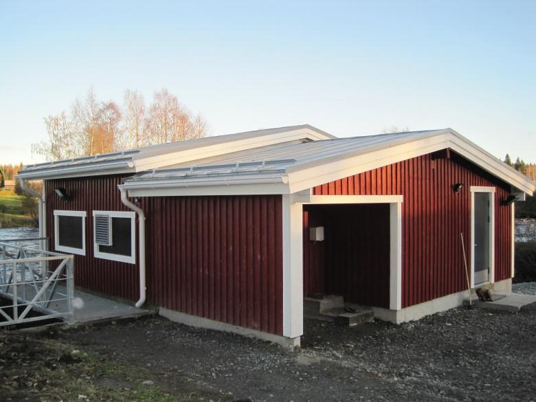 laitospaikalla on