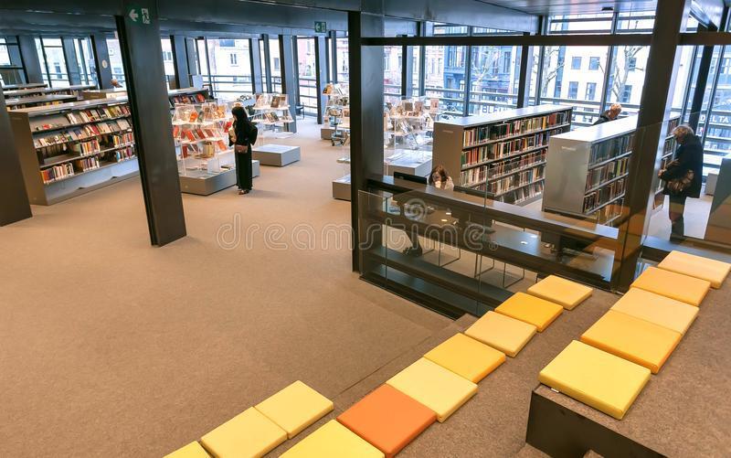 korrusel, mis on inimeste seas veidi ebameeldivust tekitanud Uus raamatukoguhoone on osa projektist, mille raames toimub