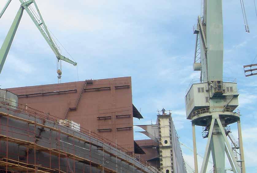 VAIMENNUS Paljon kumia tärinän ja värähtelyn absorbointiin Vähentää paineen iskuja