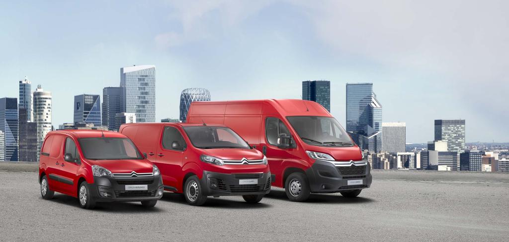 SISÄLTÖ SIVU 08 CITROËN BERLINGO SIVU 20 CITROËN JUMPY SIVU 36 CITROËN JUMPER SIVU 50 MOOTTORIT JA MALLISTOT SIVU 52 VARUSTEET SIVU 54 CITROËN: MUKAVAA MATKAA Kaikki tässä esitteesstä kuvat varusteet