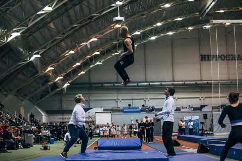 TEAMGYM TRAMPOLIINIVOIMISTELU KUVA: MILLA VAHTILA TeamGymissä tuettiin uudistettua valmennusjärjestelmää alueleiritoiminnan ja Vierumäen leiritysten avulla.