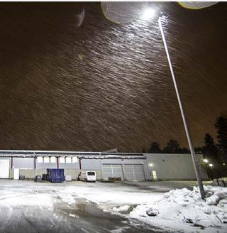 LED-TEOLLISUUSVALAISIMET Valaisimen iskunkestoluokka on IK10 ja IP-luokitus on IP65, joten se on täydellinen valinta myös aluevalaistukseen ulkona.