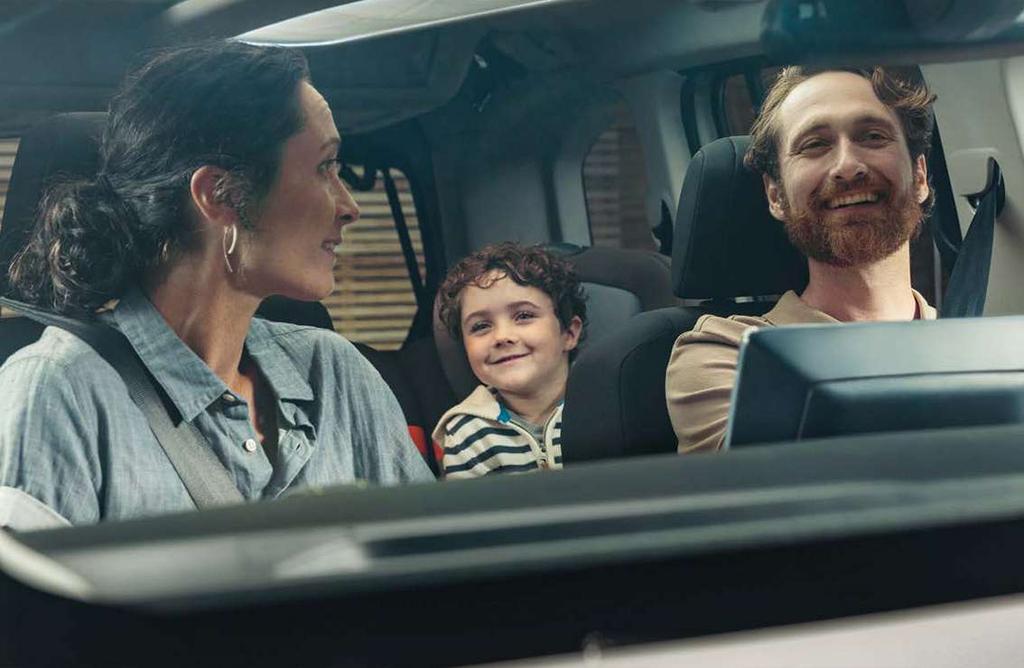 Uuden Citroën Berlingon täysin uudet sisätilat henkivät levollisuutta ja käytännöllisyyttä.