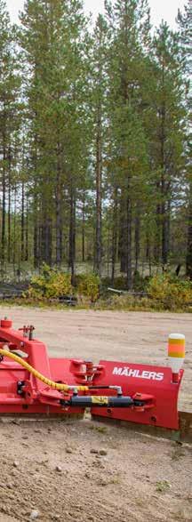 Ola on ajanut tiehöylää täysiaikaisesti vuodesta 2001, kun hän aloitti työskentelyn isänsä Ragnarin yrityksessä, ja vuonna 2003 Ola otti yhtiön vastuulleen isänsä poismenon jälkeen.
