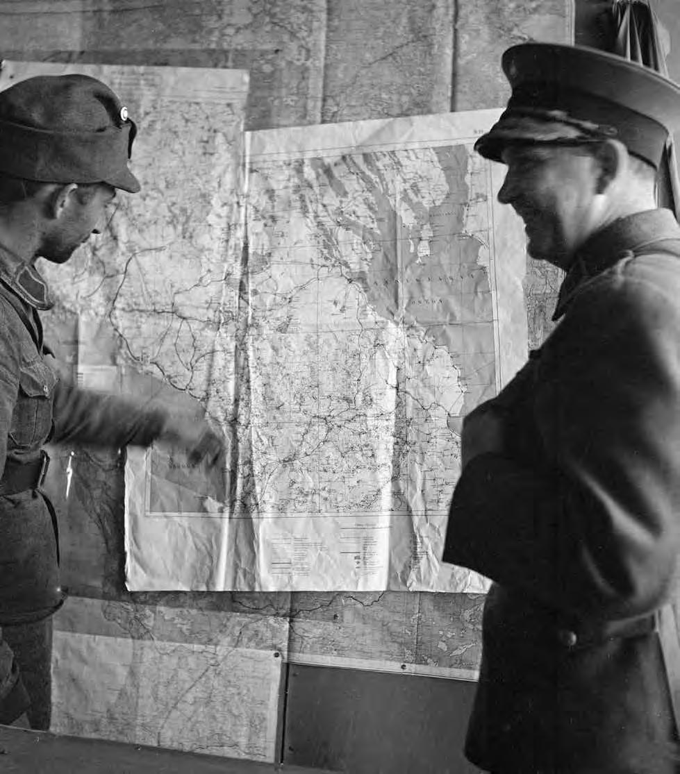 KAUKOPARTIOINTIA JA TIEDUSTELUA VIHOLLISEN SELUSTASSA Lotinanpellossa elokuussa 1941 käyneen kaukopartion johtaja
