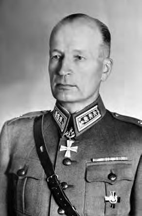 HANKITUN TIEDON VARASSA Tultaessa 1960-luvun alkuun oli tiedustelukoulutus saavuttanut Puolustusvoimissa ja Rajavartiolaitoksessa jo huomattavasti vakiintuneemmat puitteet verrattuna 1950-luvun