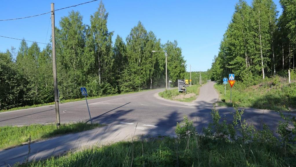 Ympäristövaikutusten arviointiselostus 79 9.4 Vaikutukset liikenteeseen 9.4.1 Vaihtoehto VE 0 Hanketta ei toteuteta, joten sillä ei ole vaikutuksia liikenteeseen.