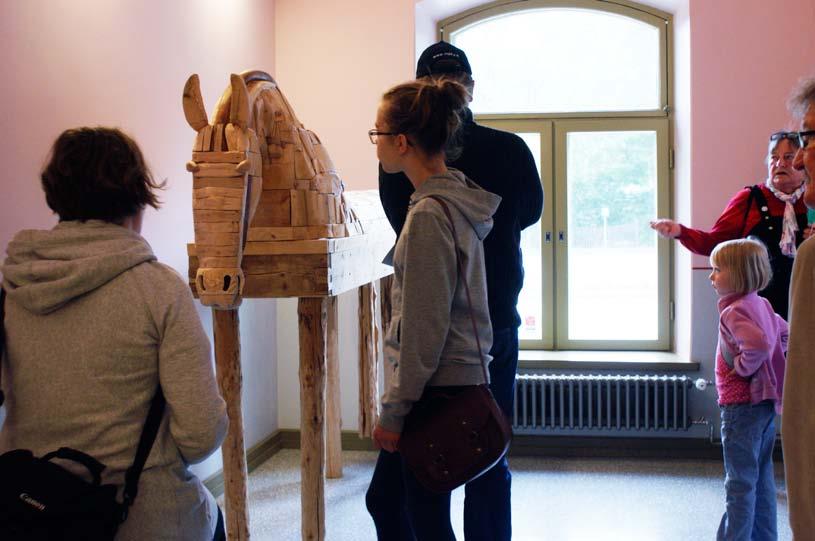 Kulttuurisuunnistusta Jyväskylän kaupungintalossa 2014. Kulttuuriluotsien toiminnan sisällöllisessä suunnittelussa auttaa epävirallinen ohjausryhmä.