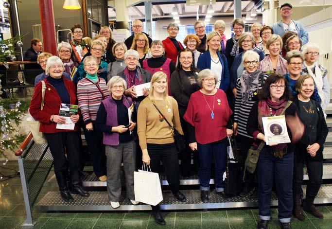 Ensimmäisessä valtakunnallisessa luotsitapaamisessa Tampereen Vapriikissa vuonna 2013 uudet tamperelaiset luotsit luotsasivat jyväskyläläisiä kollegoitaan.