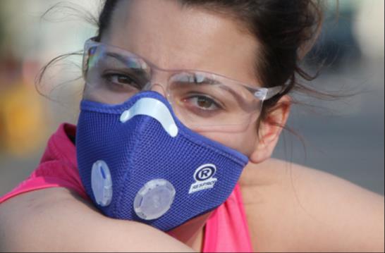 Allergy Mask/ Respro Respron allergiahengityssuojain (Respro on antanut sähköpostitse lähettämänsä kuvan käyttämiseen kotisivuillamme ja kuvailutekstien suomentamiseen.