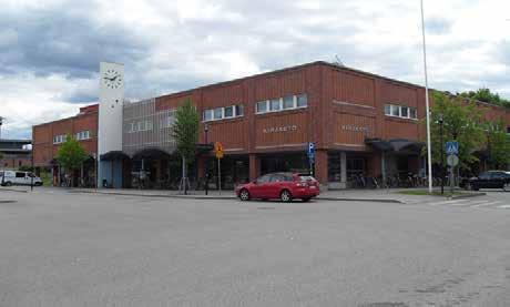 parkkipaikalta eli idästä nähtynä.