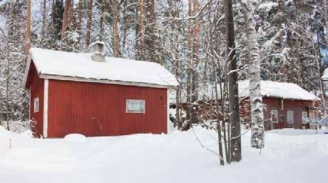 Pieni Vaahteramäki (43h; luokka 1; asemakaavassa sr-2 merkitty) on säilyttänyt alkuperäisen muotonsa ja hyvin suuressa määrin myös julkisivunsa; sen sijaan Nahkelantien vieressä sijainnut