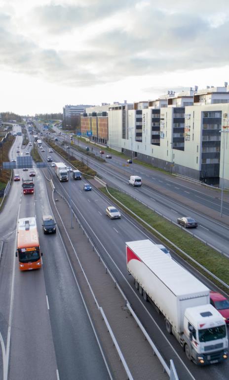 Tieliikenneverkkoa kehitetään tavara- ja joukkoliikenne edellä Päätieverkon ja logistiikan toimintavarmuuden vahvistaminen, esim.