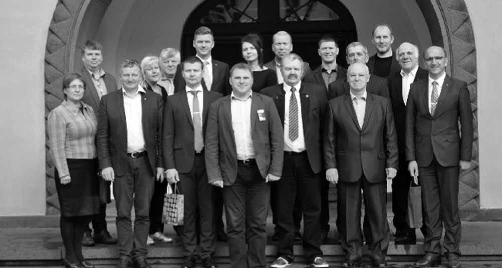 2 räpina rahvaleht oktoober 2017 RÄPINA VALLAVolikogu 20. septembril toimunud volikogu istungil võeti vastu 4 otsust ja 3 määrust. 1.
