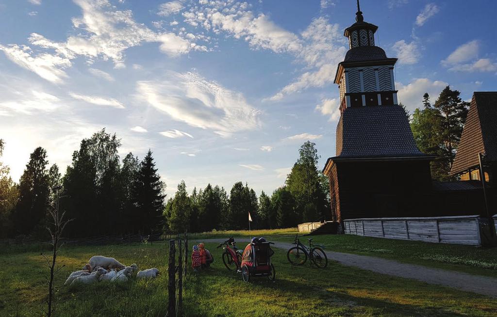 Petäjävesi on......jyväskylän länsinaapurissa sijaitseva luonnonkaunis 4000 asukkaan kunta erinomaisten kulkuyhteyksien varrella.