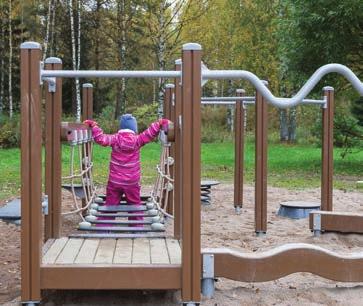 Pienen metsälammen Pien-Hetteen lintutornista (Ristikankaantie 319) voi tarkkailla mm. laulujoutsenia ja haapanoita. Parhaimmillaan kevätmuuton aikaan.