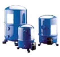Osa 2 Sivu 28 HERMEETTISET ILMALAUHDUTTEISET TWIN KONEIKOT Danfoss Tuote- Iskutilavuus Jäähdytysteho R134a Bruttohinta numero Malli m3/h -10 C/+32 C Korvaa mallin (alv 0%) DAKON105514 SC12/12GXT2