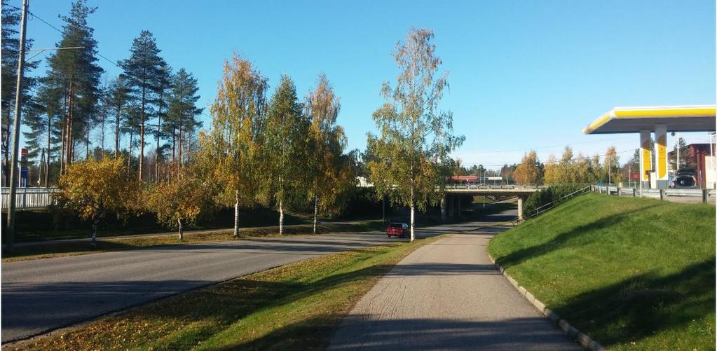 1. JOHDANTO Valtatie 20 kulkee Pudasjärven keskustaajaman (Kurenalan) läpi. Tie on yhteys Koillismaan ja Oulun seudun välillä ja sillä on pitkämatkaista matkailija- ja tavaraliikennettä.