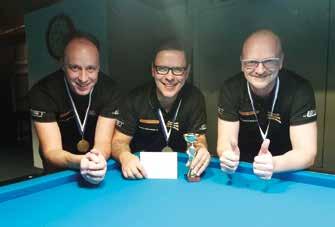 Pronssimitalit ripustettiin parivaljakoiden Markus Juvan (Ritz) & Casper Matikaisen (EBK) sekä Petri Makkosen (HyvBK) & Topias