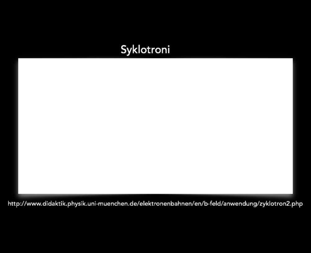 Törmäyttimissä, kuten LHC, synkrotronisäteily on haitallinen mekanismi, jolla hiukkaset menettävät energiaa. Niitä täytyy siis aina hieman kiihdyttää kompensoimaan menetetty energia.