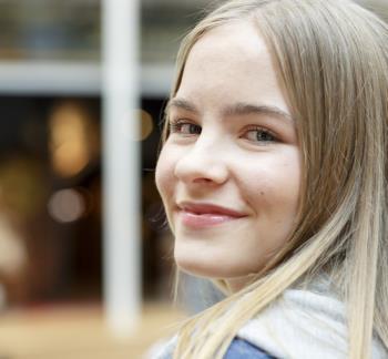 löytää voimavaroja arjesta Siellä (kohtaamispaikassa) käynnit ovat kultaakin kalliimpia hengähdys-taukoja pikkulapsiarkeen, siellä lapset saavat