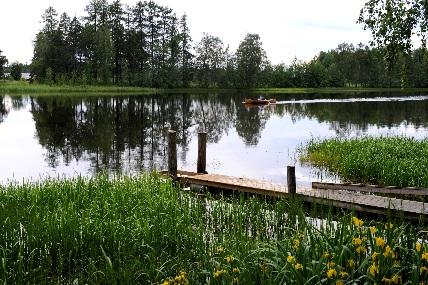 1 Johdanto Kouvolan kaupungin venepaikkaverkosto on peräisin kuntaliitosta edeltävältä ajalta. Asiaa ei ole kokonaisuutena tarkasteltu kuntaliitoksen jälkeen.