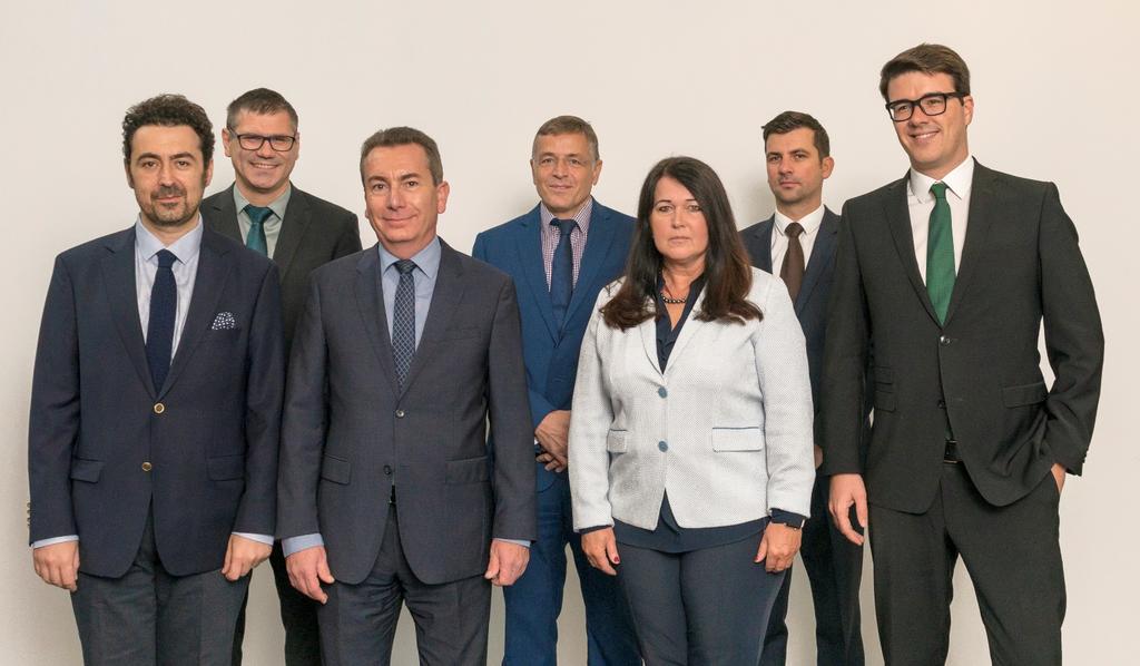 TARKASTUSTIIMI Yhteisen kriisinratkaisumekanismin perustamisesta annetun asetuksen (EU) N:o 806/2014 92 artiklan 4 kohdan nojalla Euroopan tilintarkastustuomioistuin raportoi joka vuosi mahdollisista