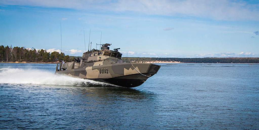 Osana rannikkojoukkojen liikkuvuuden ja taistelukyvyn kehittämistä merivoimat allekirjoitti syksyllä 2012 suomalaistelakan kanssa hankintasopimuksen 12 nopean kuljetusveneen rakentamisesta.