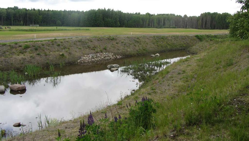 5.2.4 näsinojan Tuomarinkylänojan kunnostus Näsinoja ja Tuomarinkylänoja muodostavat pienvesiverkoston, jonka pohjoisempi ja pääosin metsämaisemassa virtaava haara on Näsinoja.